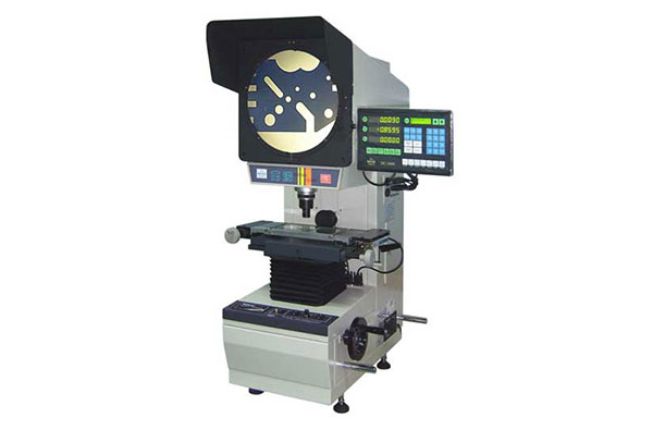 万濠投影仪更换灯泡方法